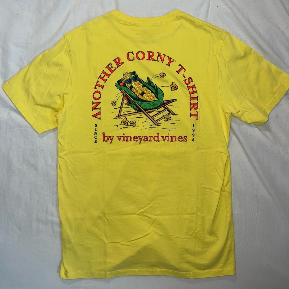Vineyard Vines Tee